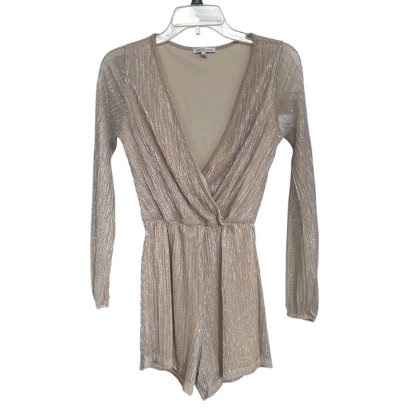Shimmering Gold Long Sleeve Romper Small 💫 - Picture 1 of 10
